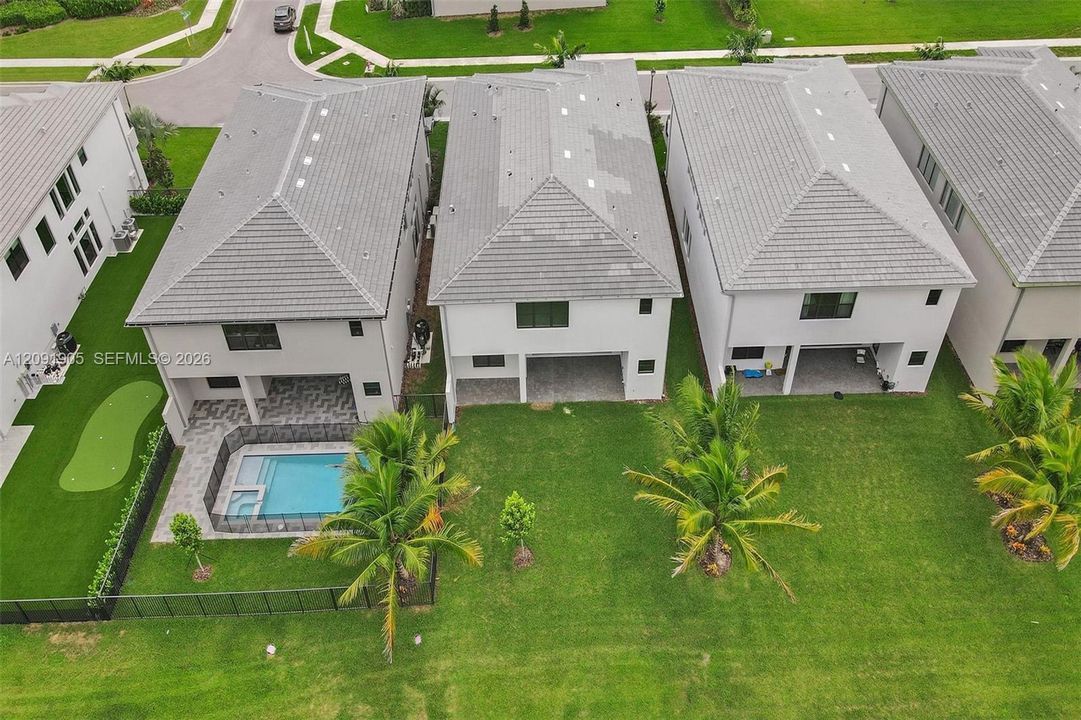 For Rent: $15,000 (5 beds, 7 baths, 4568 Square Feet)