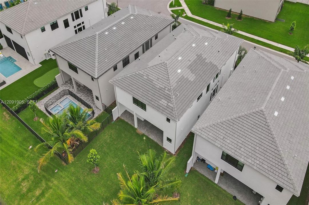 For Rent: $15,000 (5 beds, 7 baths, 4568 Square Feet)
