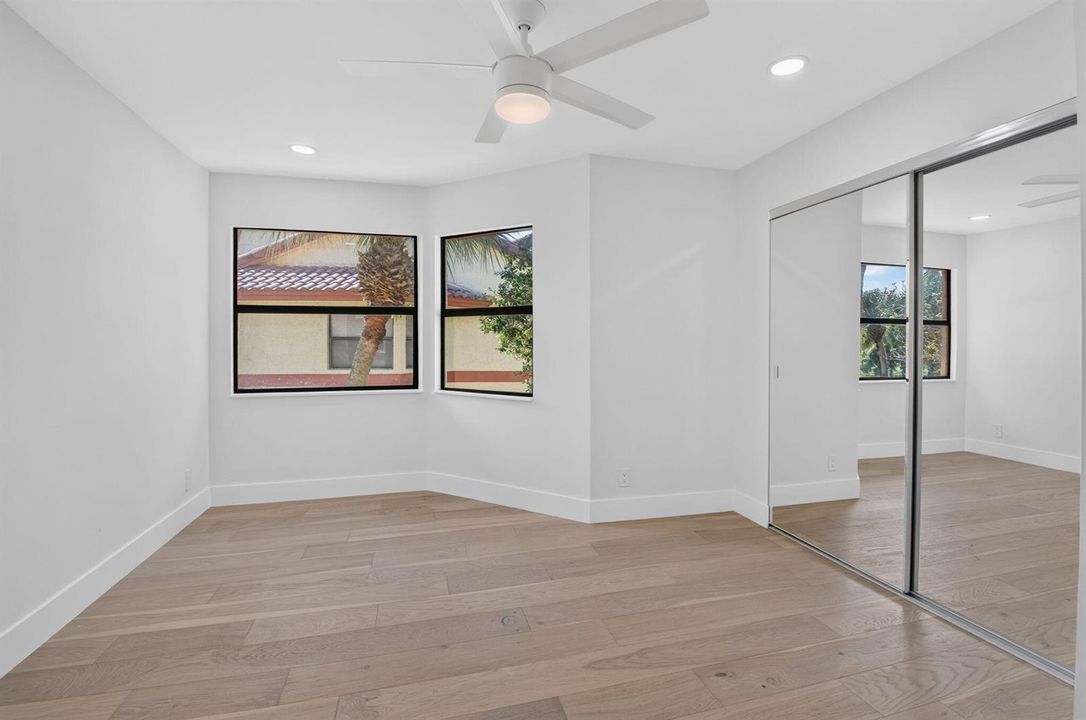 Sunny Southern 3rd Bedroom