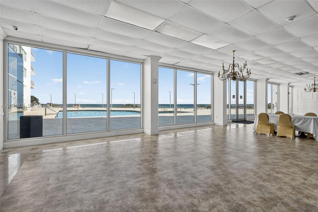 For Sale: $780,000 (2 beds, 2 baths, 1455 Square Feet)