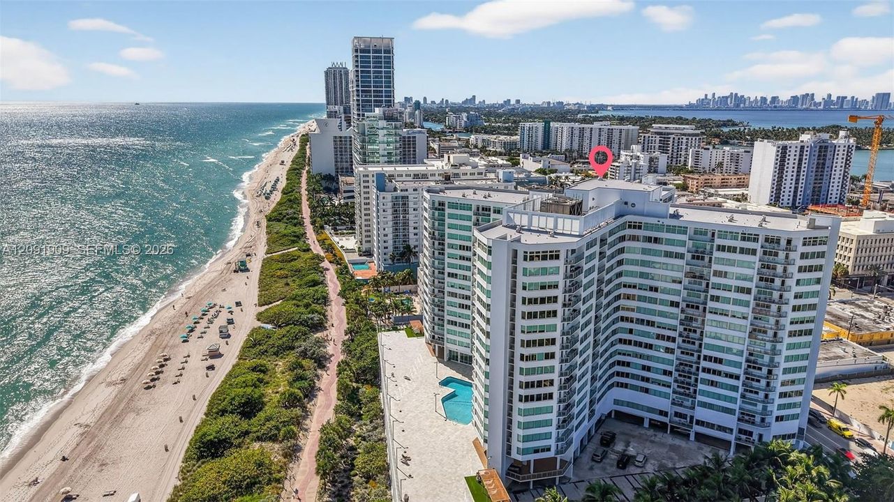For Sale: $780,000 (2 beds, 2 baths, 1455 Square Feet)