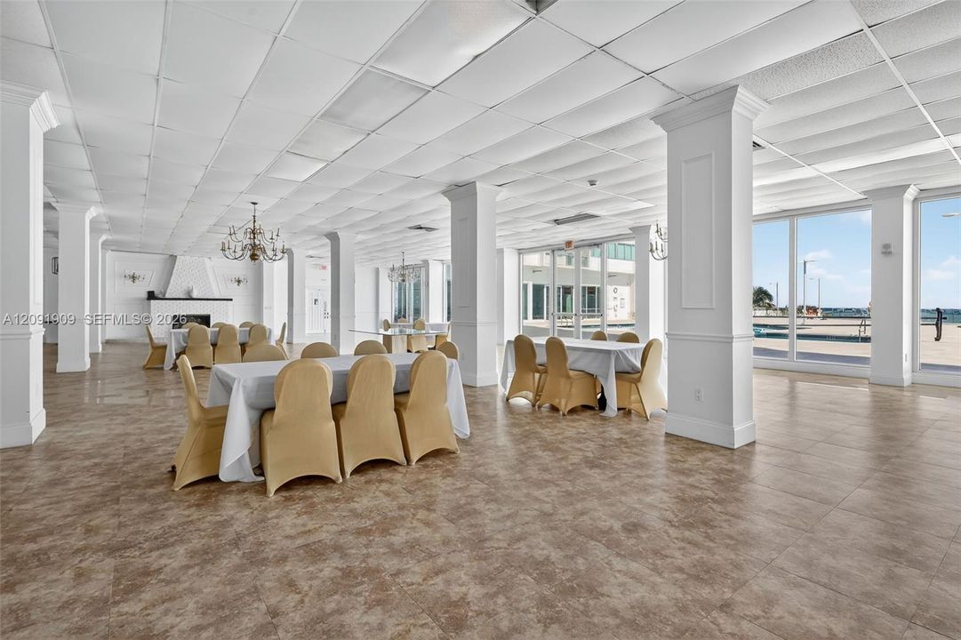 For Sale: $780,000 (2 beds, 2 baths, 1455 Square Feet)