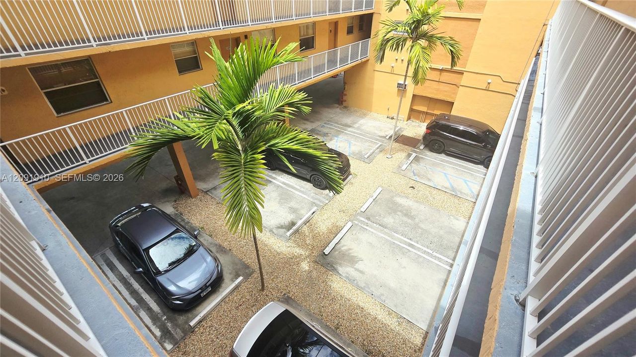 En Venta: $279,000 (2 camas, 1 baños, 731 Pies cuadrados)
