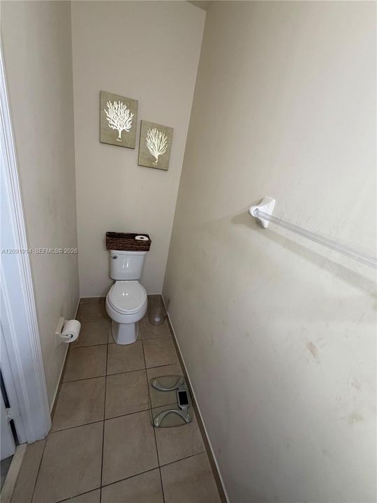 For Sale: $475,000 (3 beds, 2 baths, 1574 Square Feet)