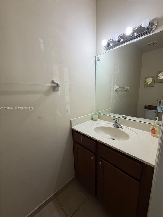 For Sale: $475,000 (3 beds, 2 baths, 1574 Square Feet)