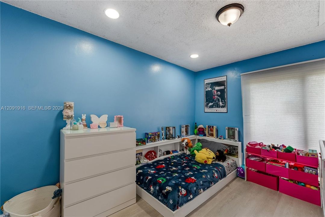 For Rent: $3,000 (2 beds, 2 baths, 1071 Square Feet)