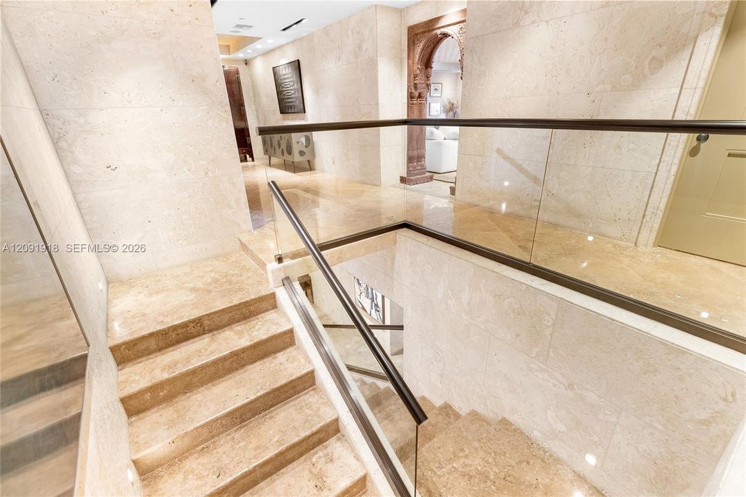В аренду: $85,000 (5 спален, 6 ванн, 6268 Квадратных фут)