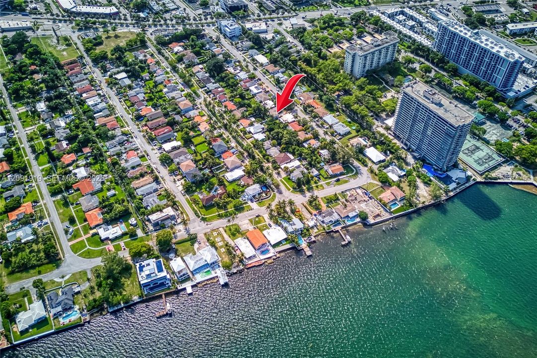 For Rent: $2,700 (2 beds, 1 baths, 1616 Square Feet)