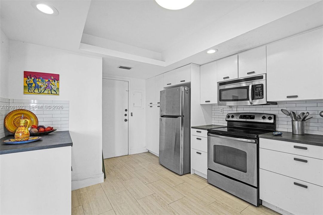 En Venta: $368,000 (2 camas, 2 baños, 1304 Pies cuadrados)