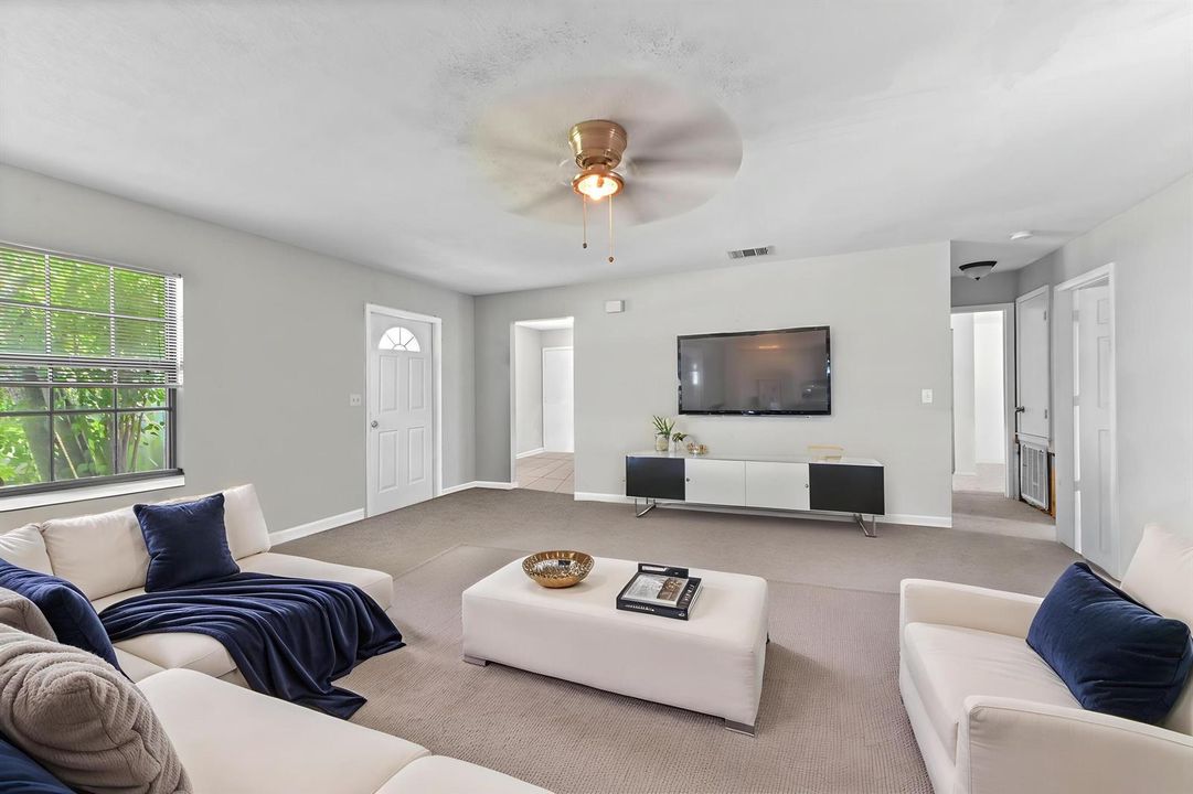 06-Living-room-02_VS