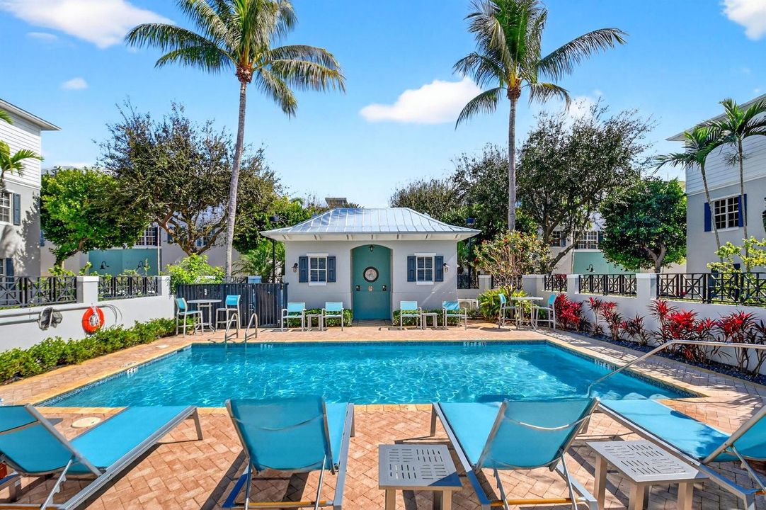 COMMUNITY POOL AREA