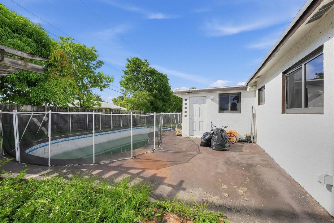 06_761_NW_65th_Ave-Exterior-6801