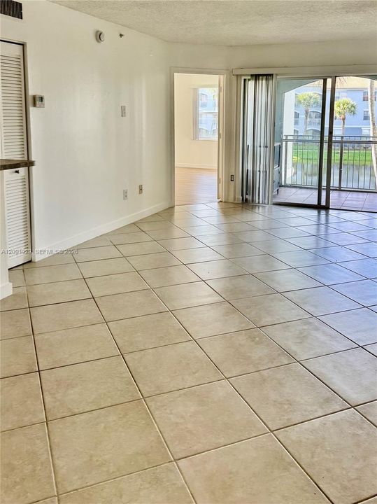 В аренду: $2,200 (2 спален, 2 ванн, 1000 Квадратных фут)