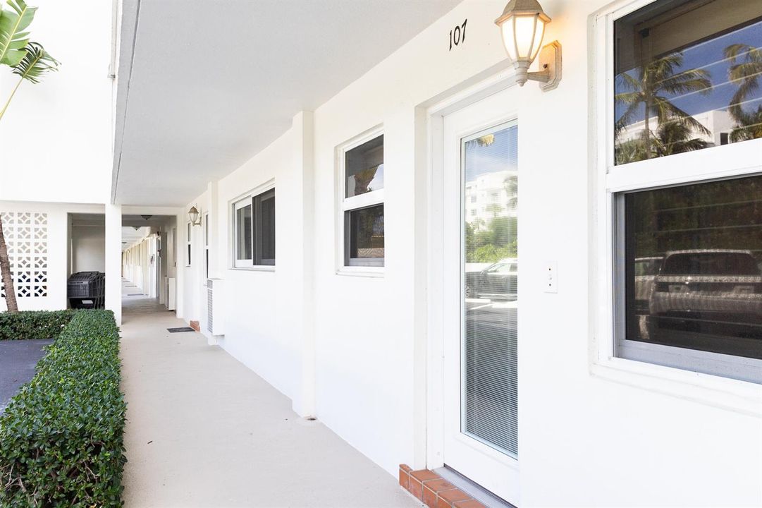 139 Sunrise Ave., 107