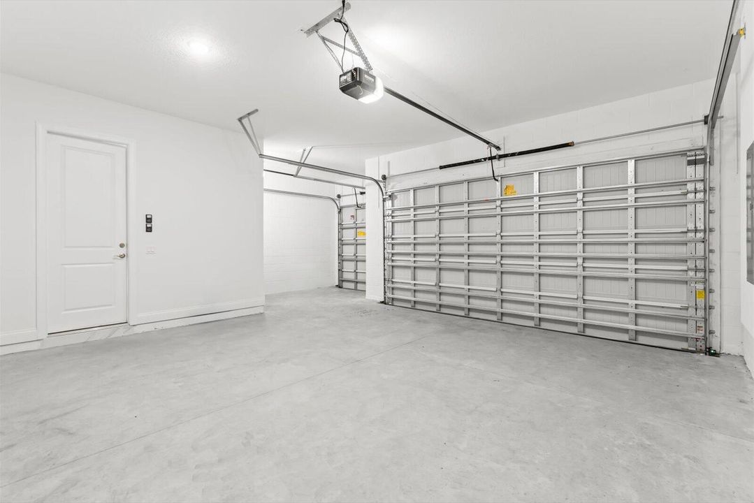 47-InsideGarage