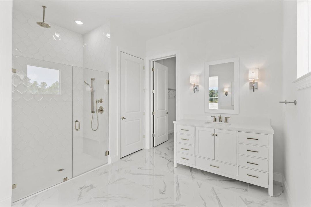 29-PrimaryBathSinkNoWindow