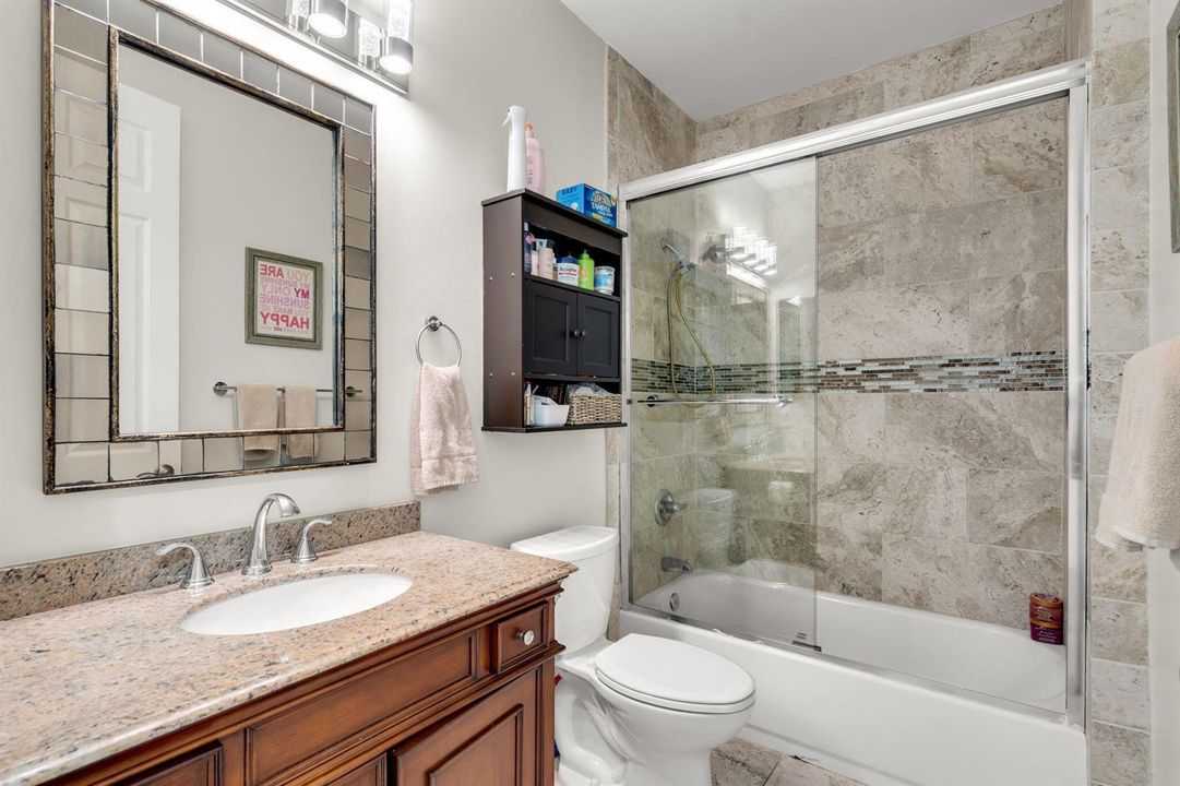 Bathroom2