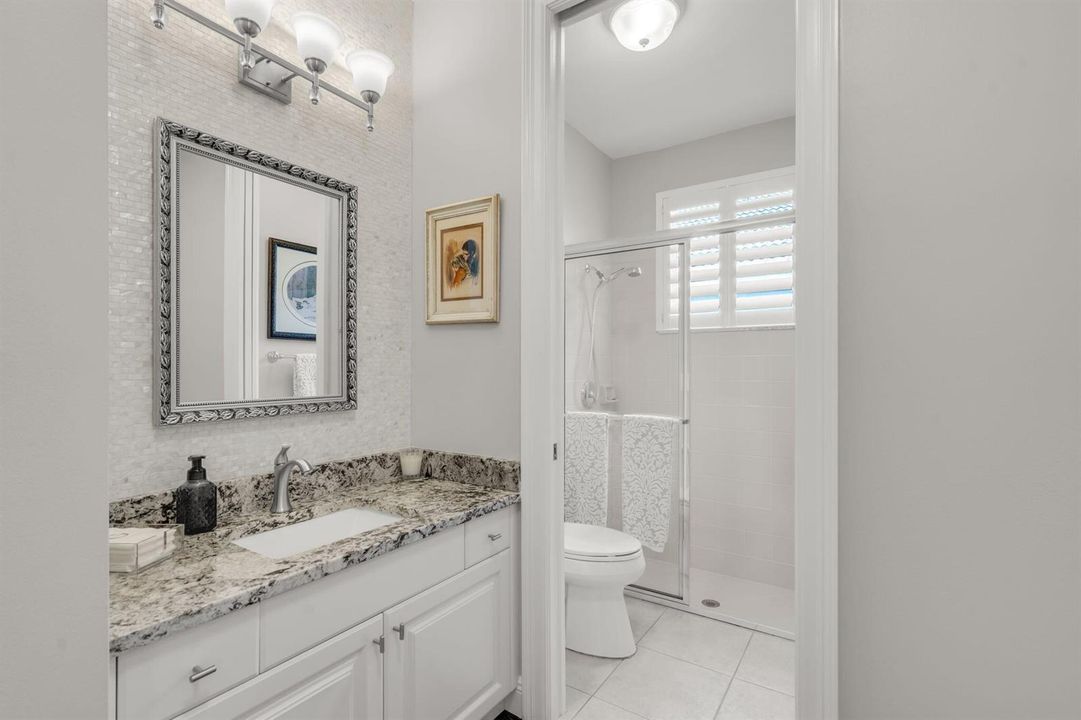 Bathroom2