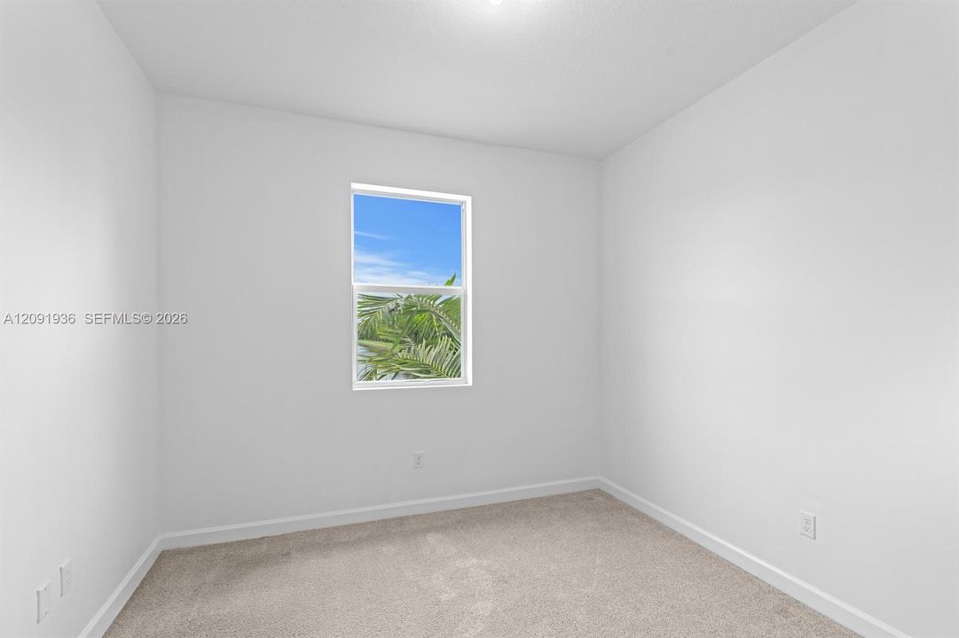 For Rent: $3,100 (3 beds, 2 baths, 1628 Square Feet)