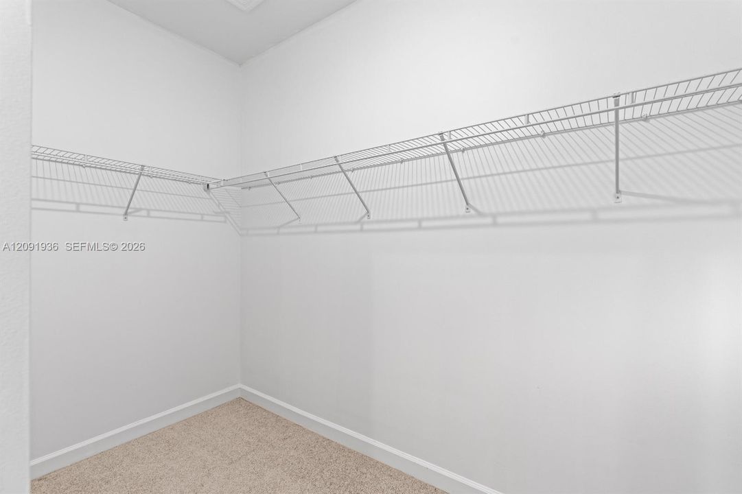 For Rent: $3,100 (3 beds, 2 baths, 1628 Square Feet)