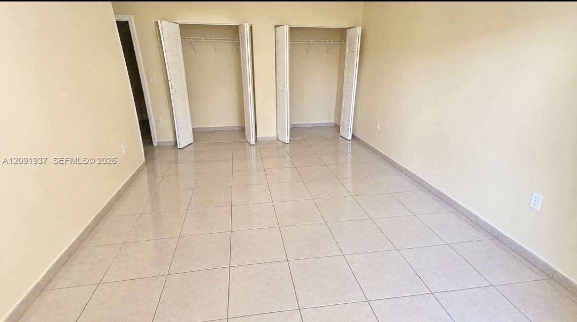 For Rent: $2,800 (3 beds, 2 baths, 1280 Square Feet)
