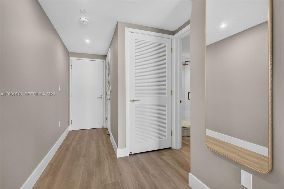 For Rent: $2,995 (0 beds, 1 baths, 479 Square Feet)