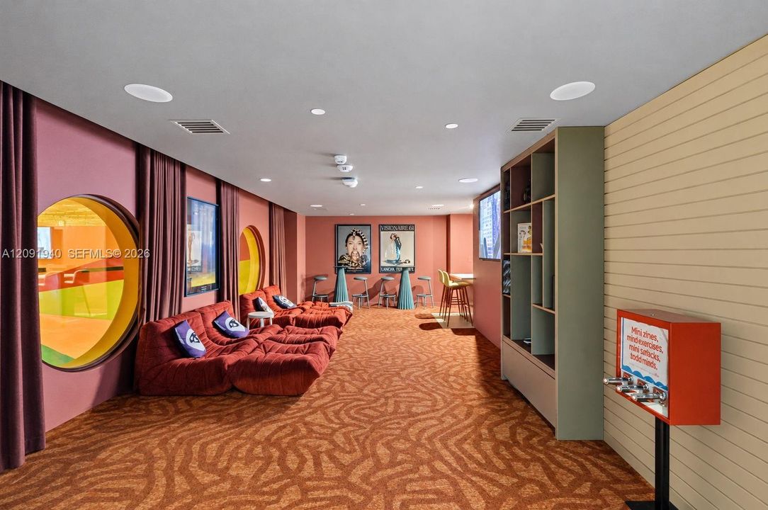 For Rent: $2,995 (0 beds, 1 baths, 479 Square Feet)