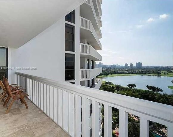 На продажу: $475,000 (2 спален, 2 ванн, 1400 Квадратных фут)