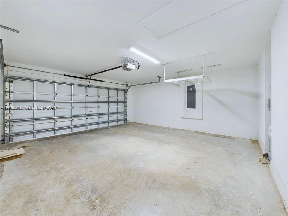En Renta: $3,300 (4 camas, 2 baños, 1871 Pies cuadrados)