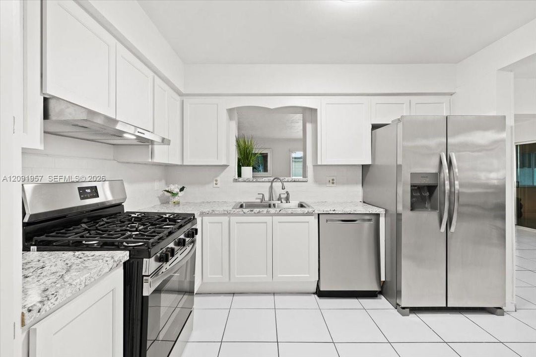 Active With Contract: $555,000 (4 beds, 2 baths, 1885 Square Feet)