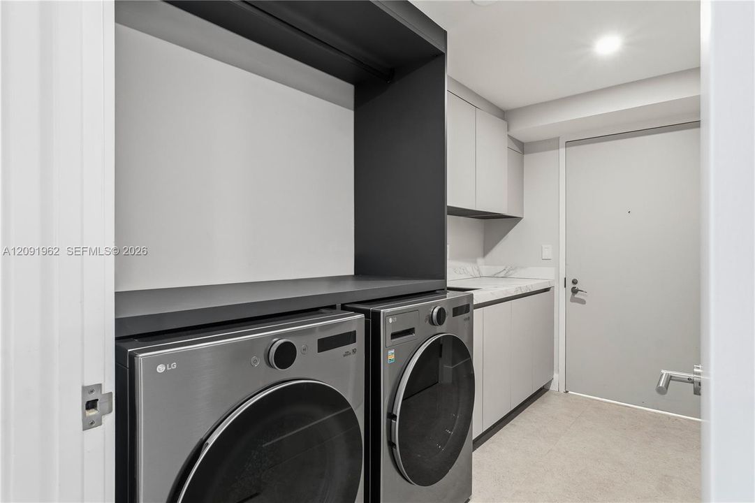 В аренду: $30,000 (4 спален, 4 ванн, 2736 Квадратных фут)