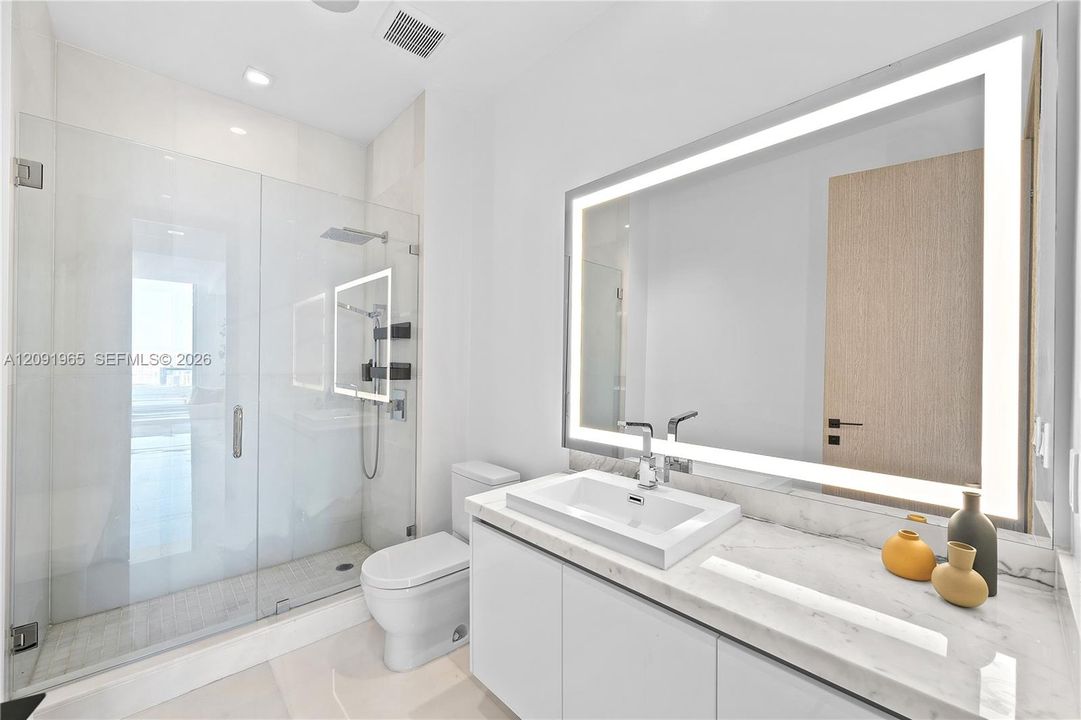 En Venta: $3,395,000 (4 camas, 4 baños, 3722 Pies cuadrados)