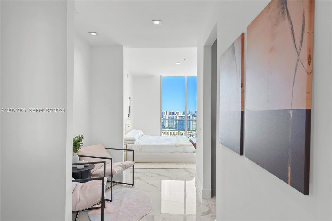 En Venta: $3,395,000 (4 camas, 4 baños, 3722 Pies cuadrados)