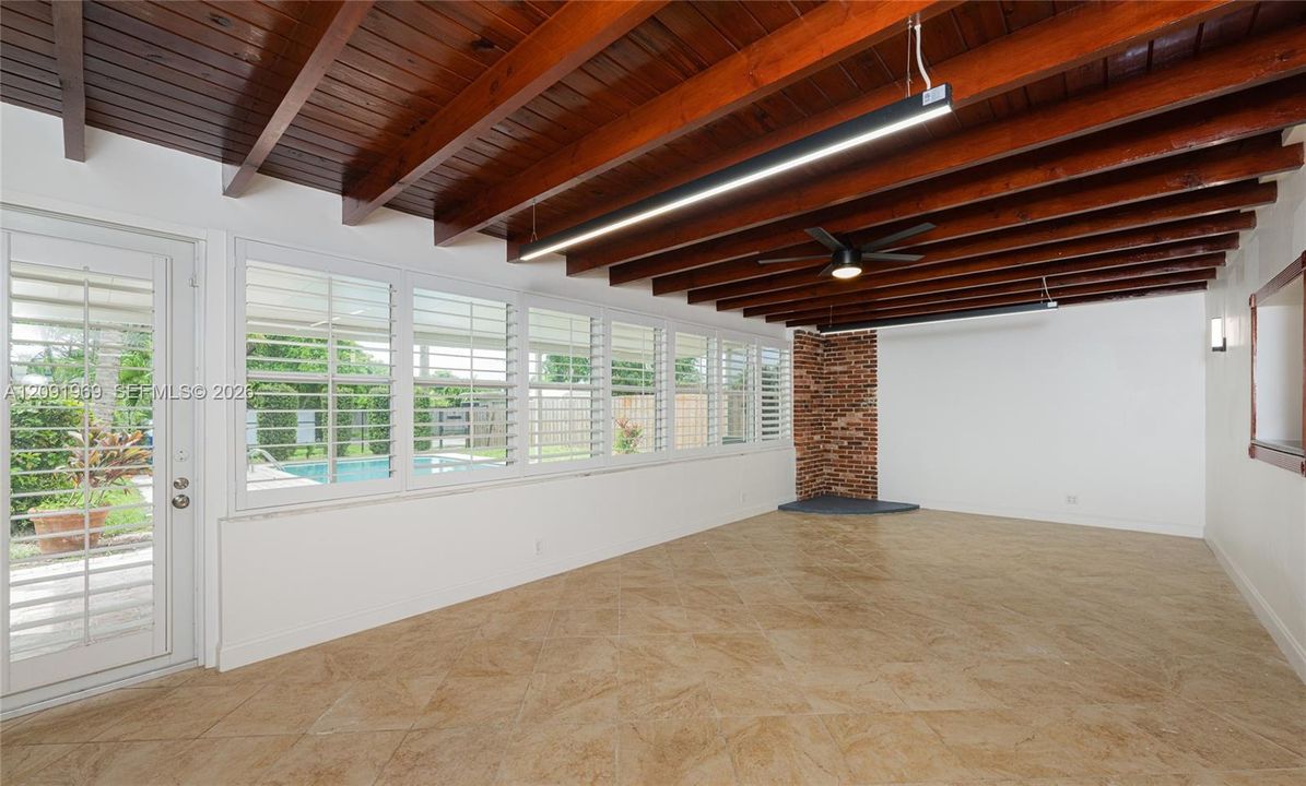 En Renta: $4,550 (3 camas, 2 baños, 1787 Pies cuadrados)