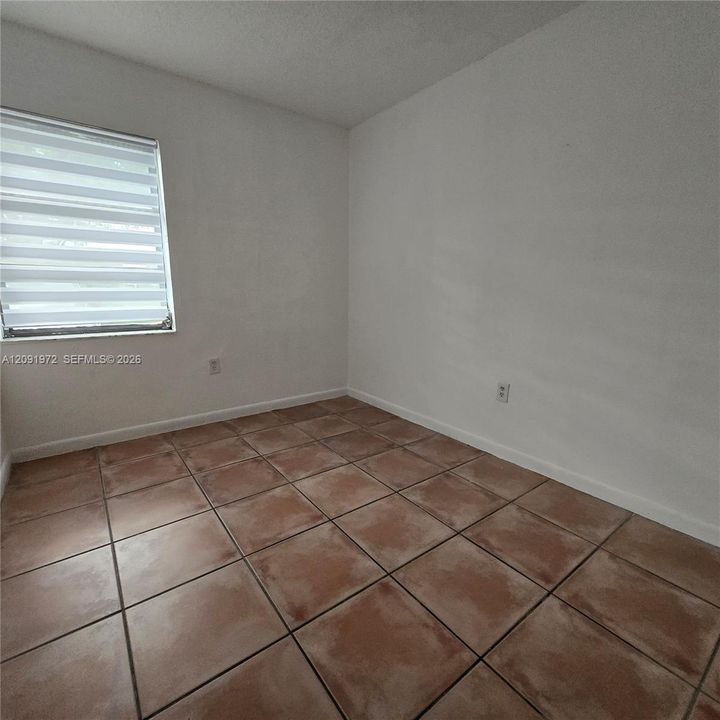 En Renta: $2,650 (3 camas, 2 baños, 1000 Pies cuadrados)