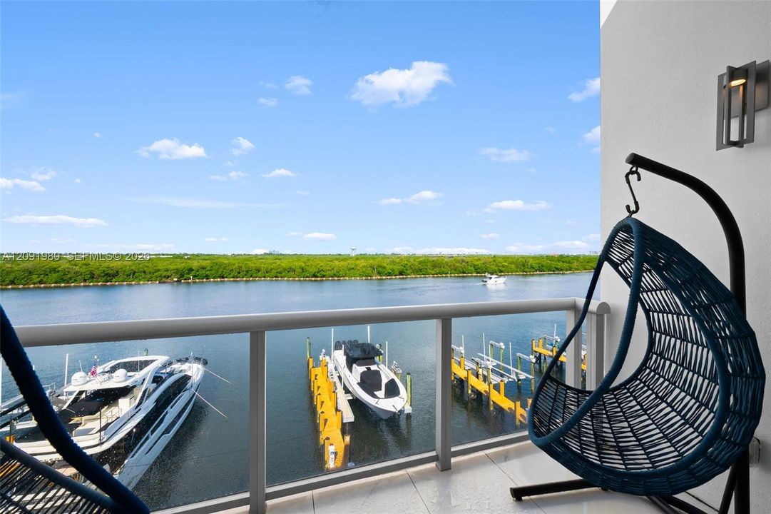 待售: $2,999,999 (3 贝兹, 3 浴室, 2922 平方英尺)