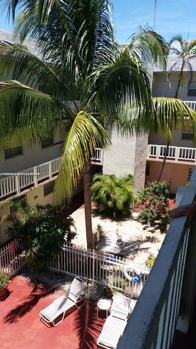 For Rent: $1,575 (1 beds, 1 baths, 714 Square Feet)