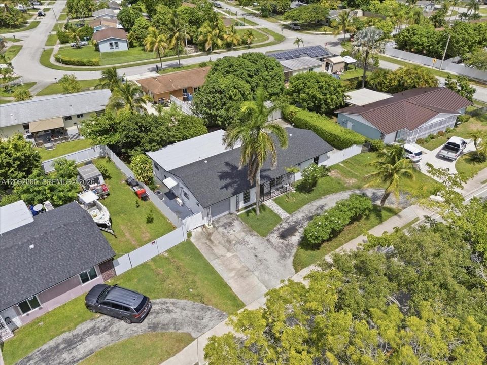 For Sale: $655,000 (3 beds, 1 baths, 1918 Square Feet)