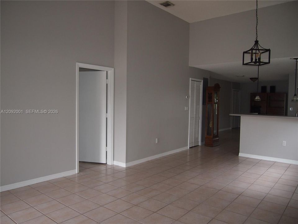 В аренду: $2,850 (2 спален, 2 ванн, 1242 Квадратных фут)