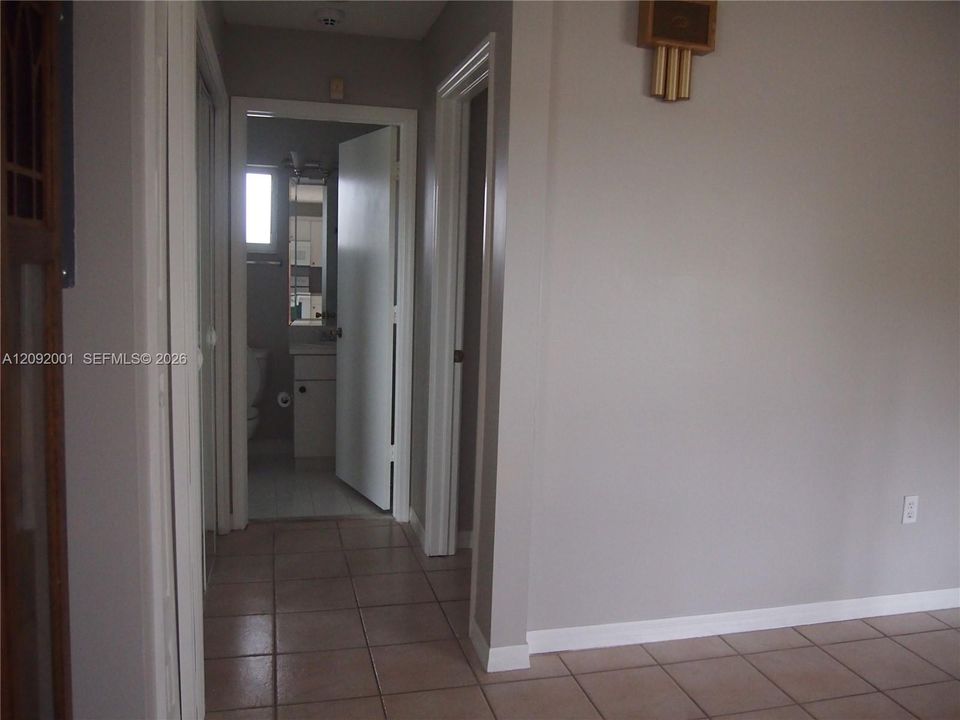 В аренду: $2,850 (2 спален, 2 ванн, 1242 Квадратных фут)