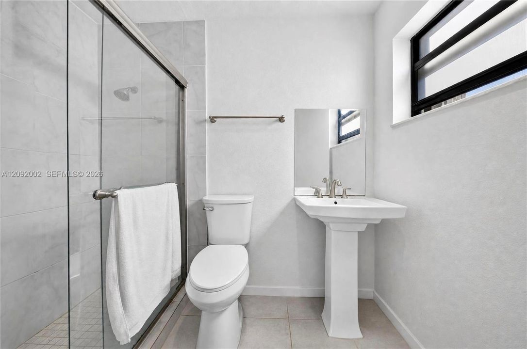 For Sale: $590,000 (3 beds, 2 baths, 1437 Square Feet)