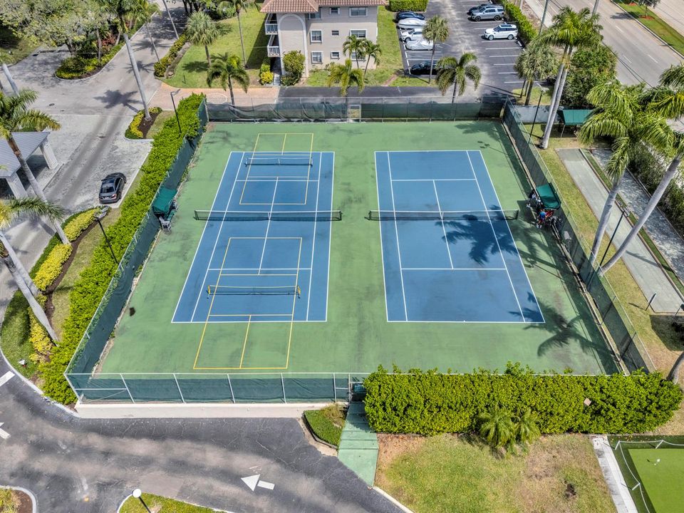 Tennis & Pickleball