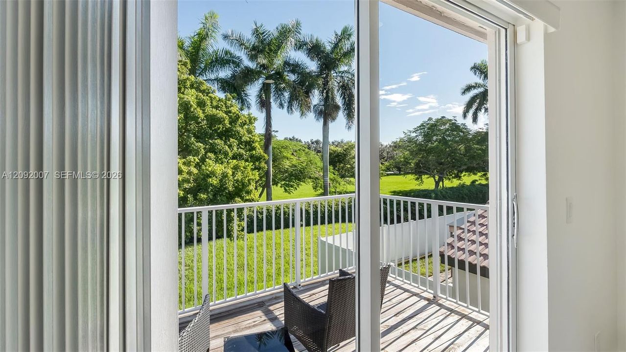 En Renta: $4,450 (3 camas, 2 baños, 1847 Pies cuadrados)