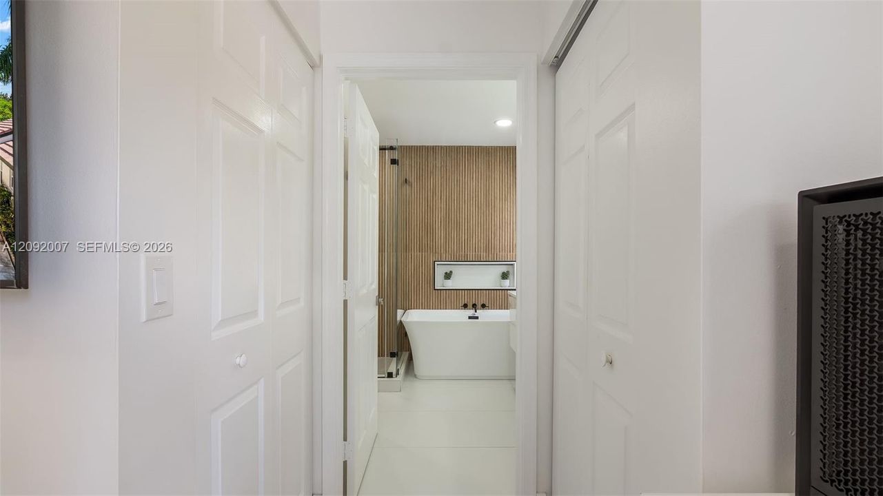 En Renta: $4,450 (3 camas, 2 baños, 1847 Pies cuadrados)