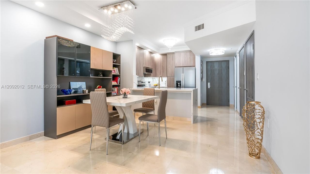 В аренду: $4,500 (1 спален, 1 ванн, 883 Квадратных фут)