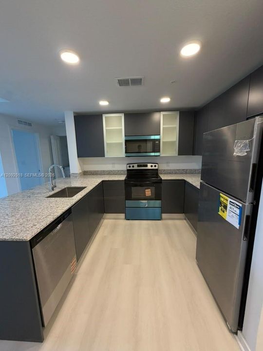 For Sale: $305,000 (2 beds, 1 baths, 0 Square Feet)
