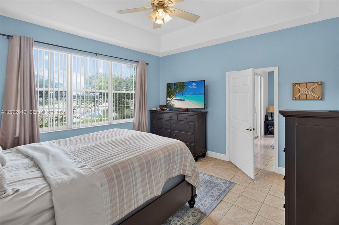 For Sale: $464,900 (3 beds, 2 baths, 1434 Square Feet)