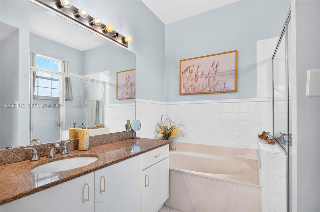 For Sale: $464,900 (3 beds, 2 baths, 1434 Square Feet)