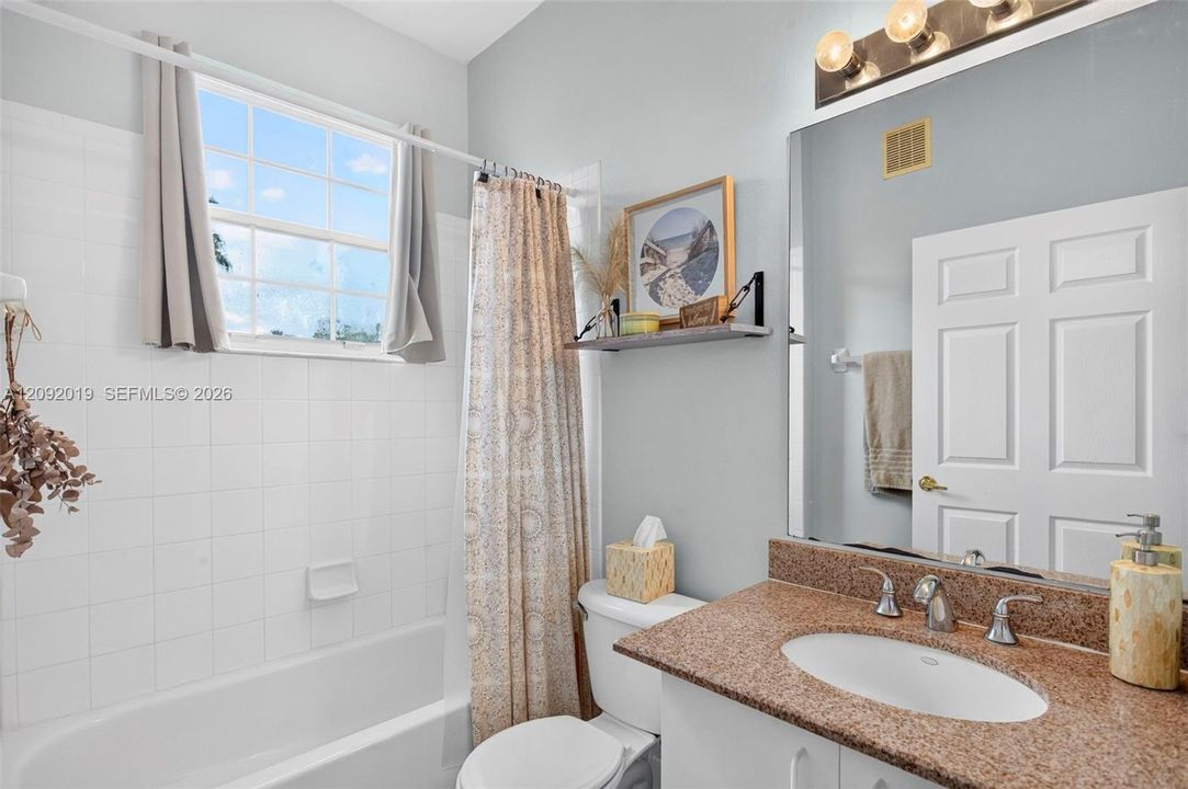 For Sale: $464,900 (3 beds, 2 baths, 1434 Square Feet)