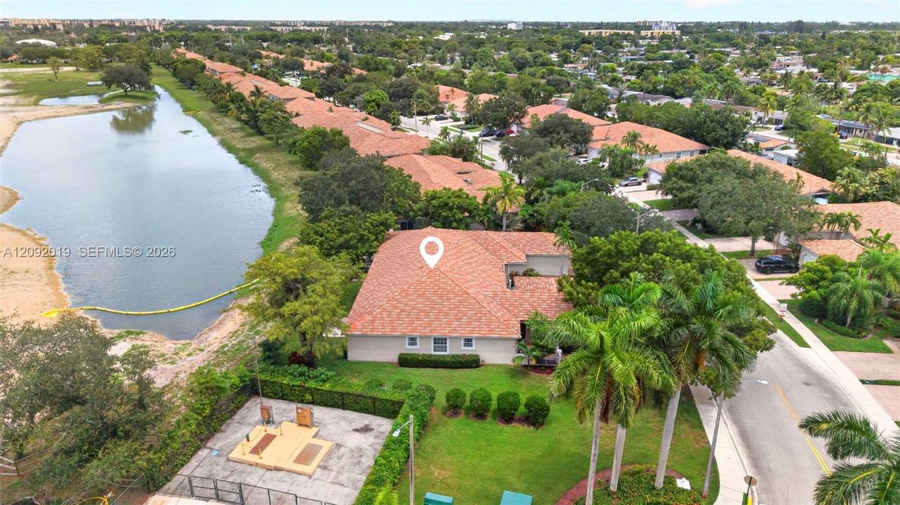 For Sale: $464,900 (3 beds, 2 baths, 1434 Square Feet)